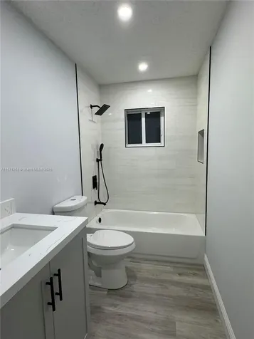8227 NW 15th Street Plantation FL 33322
