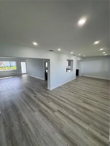 8227 NW 15th Street Plantation FL 33322
