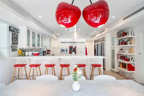 6320 Allison Road Miami Beach FL 33141