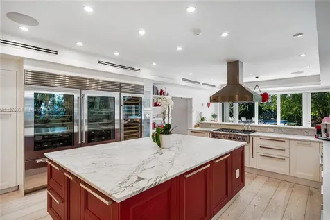 6320 Allison Road Miami Beach FL 33141