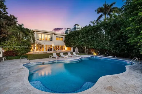 6320 Allison Road Miami Beach FL 33141