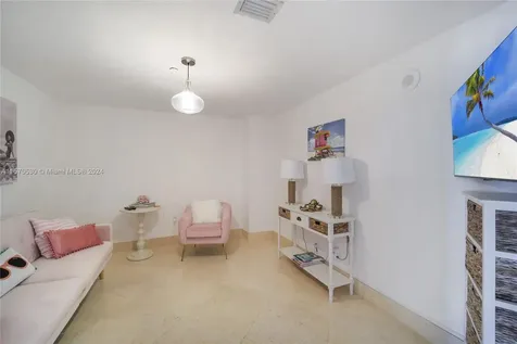 520 West Avenue Miami Beach FL 33139