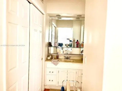 465 Paradise Isle Boulevard Hallandale Beach FL 33009