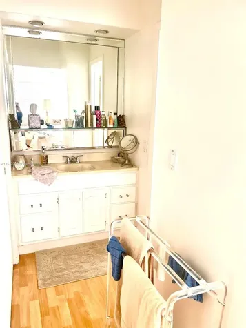 465 Paradise Isle Boulevard Hallandale Beach FL 33009