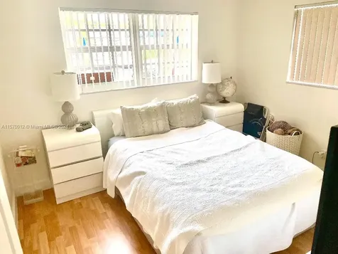 465 Paradise Isle Boulevard Hallandale Beach FL 33009