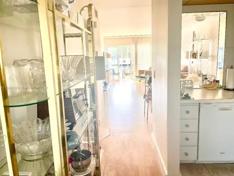465 Paradise Isle Boulevard Hallandale Beach FL 33009