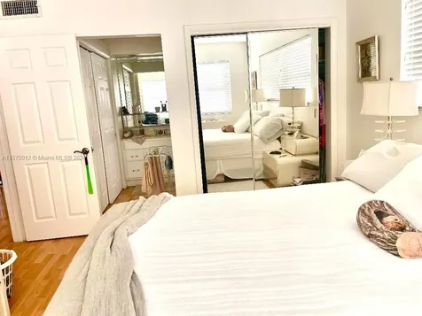 465 Paradise Isle Boulevard Hallandale Beach FL 33009