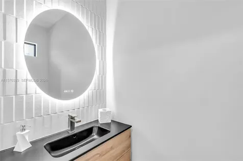 808 SW 9th Street Fort Lauderdale FL 33315