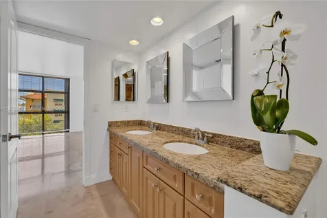 600 Biltmore Way Coral Gables FL 33134