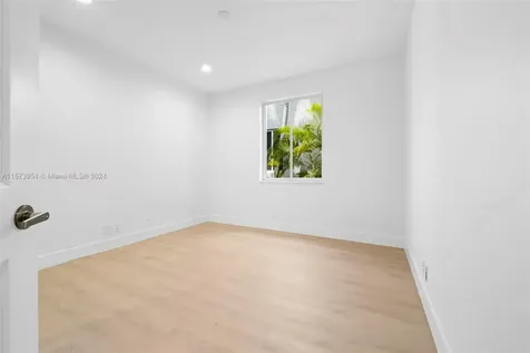 1210 Camellia Circle Weston FL 33326