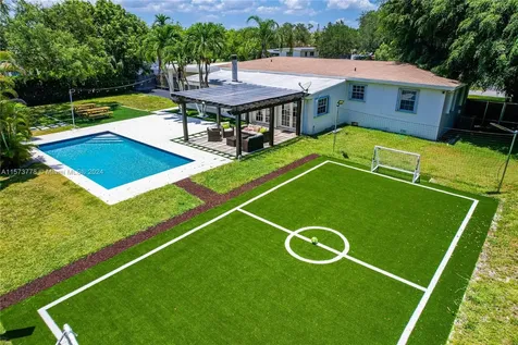 7800 SW 96th Street Miami FL 33156-7511