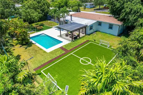 7800 SW 96th Street Miami FL 33156-7511