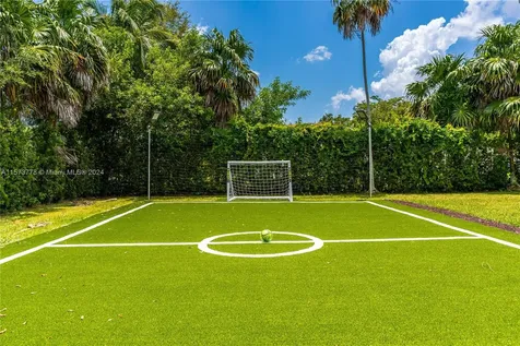 7800 SW 96th Street Miami FL 33156-7511