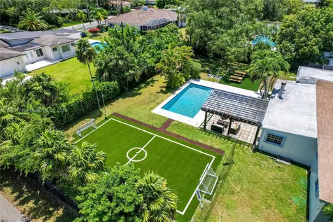7800 SW 96th Street Miami FL 33156-7511