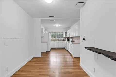 7800 SW 96th Street Miami FL 33156-7511