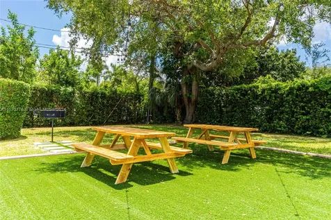 7800 SW 96th Street Miami FL 33156-7511