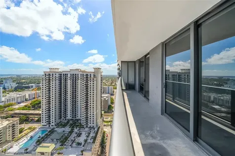 45 SW 9th Street Miami FL 33130