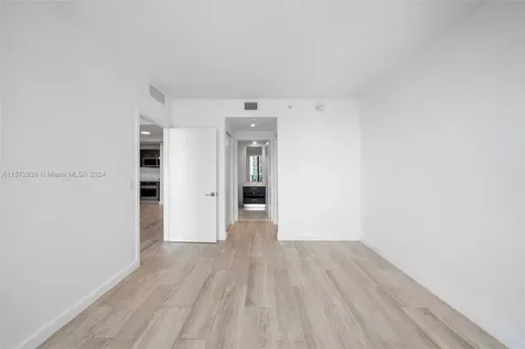 45 SW 9th Street Miami FL 33130