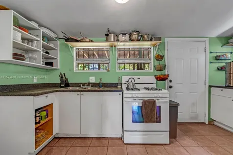 7536 NE 1st Avenue Miami FL 33138