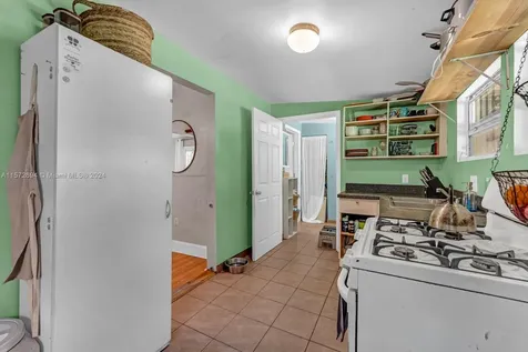 7536 NE 1st Avenue Miami FL 33138