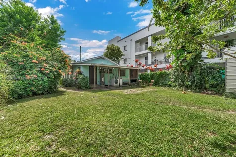 7536 NE 1st Avenue Miami FL 33138
