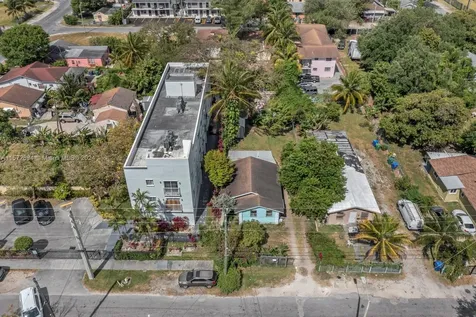 7536 NE 1st Avenue Miami FL 33138
