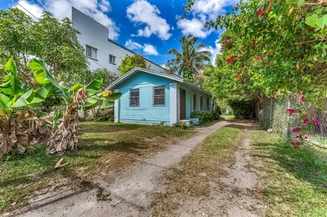 7536 NE 1st Avenue Miami FL 33138