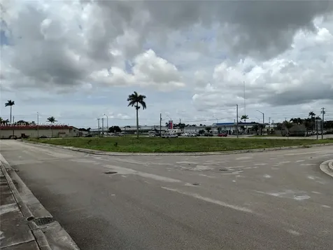 41 N Krome Avenue Florida City FL 33034
