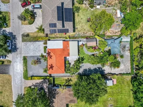 6501 SW 64th Avenue South Miami FL 33143