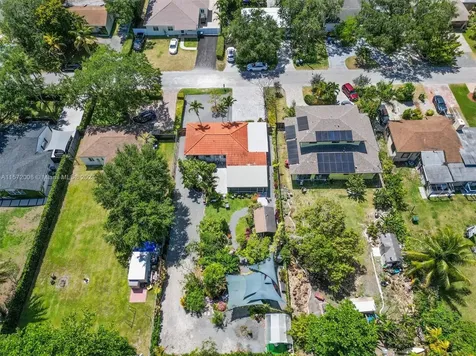 6501 SW 64th Avenue South Miami FL 33143