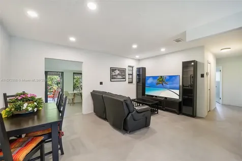 6501 SW 64th Avenue South Miami FL 33143