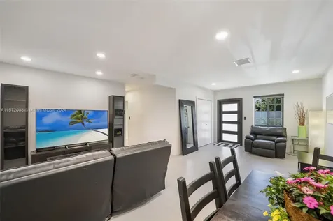 6501 SW 64th Avenue South Miami FL 33143