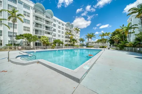 496 NW 165th Street Road Miami FL 33169