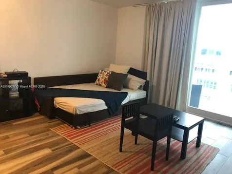 5401 Collins Avenue Miami Beach FL 33140