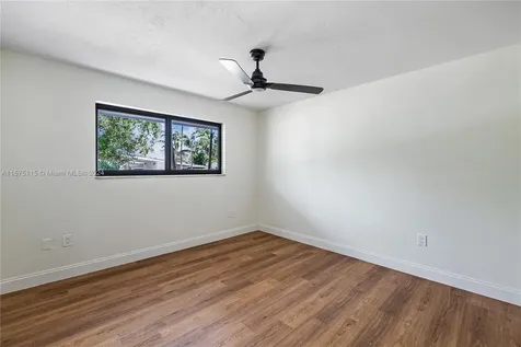 8910 SW 187th Street Cutler Bay FL 33157