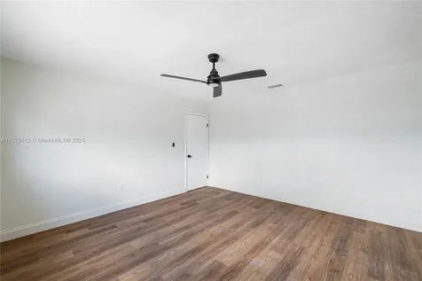 8910 SW 187th Street Cutler Bay FL 33157