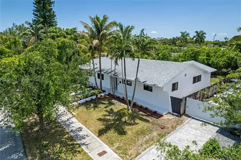 8910 SW 187th Street Cutler Bay FL 33157