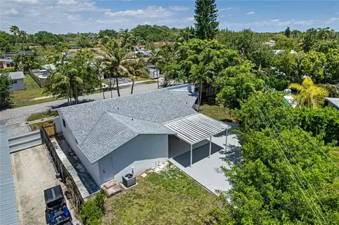 8910 SW 187th Street Cutler Bay FL 33157