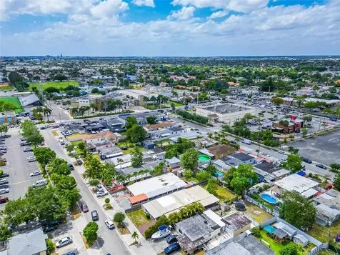 73 E 47th Street Hialeah FL 33013