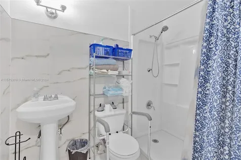 73 E 47th Street Hialeah FL 33013