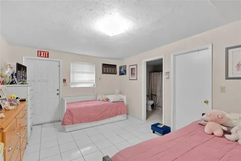 73 E 47th Street Hialeah FL 33013