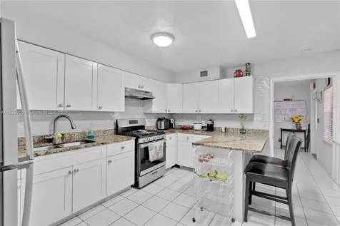 73 E 47th Street Hialeah FL 33013