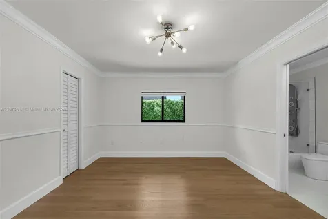 8920 SW 61st Court Pinecrest FL 33156