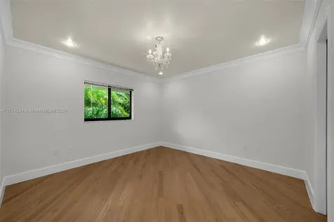 8920 SW 61st Court Pinecrest FL 33156