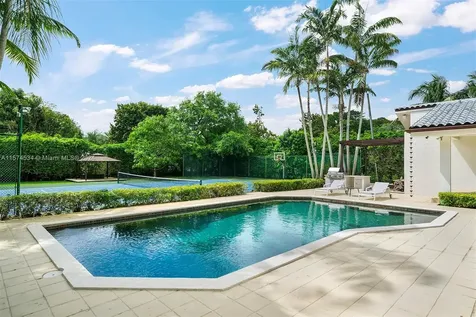 8920 SW 61st Court Pinecrest FL 33156