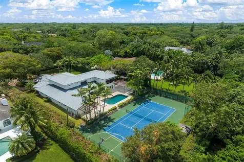 8920 SW 61st Court Pinecrest FL 33156