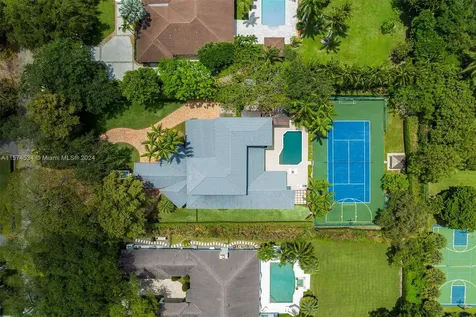 8920 SW 61st Court Pinecrest FL 33156