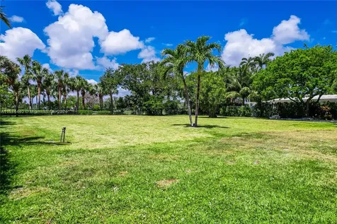 6060 La Gorce Drive Miami Beach FL 33140