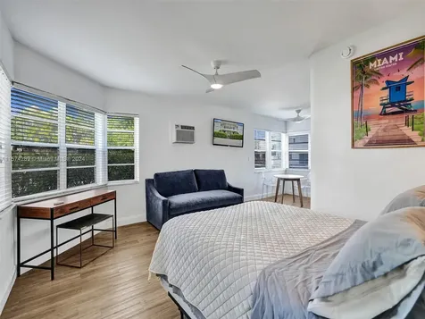 7143 Bonita Drive Miami Beach FL 33141