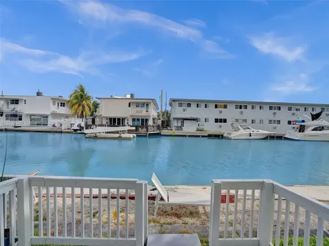 7143 Bonita Drive Miami Beach FL 33141